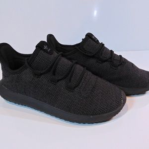 Adidas kids shoes Size 3 Tubular school shoes